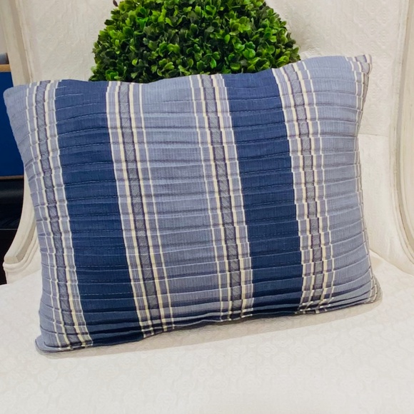 B. Smith Other - S14-Tuxedo Pleat Blue & White Oblong Accent Pillow